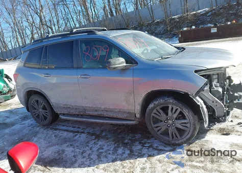 2019 Honda Passport Sport z USA, uszkodzony, nr VIN 5FNYF8H20KB022784